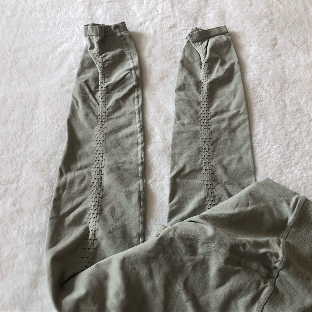 Free People High-Rise 7/8 Length Good Karma Leggings Sea Glass - Picture 3 of 8
